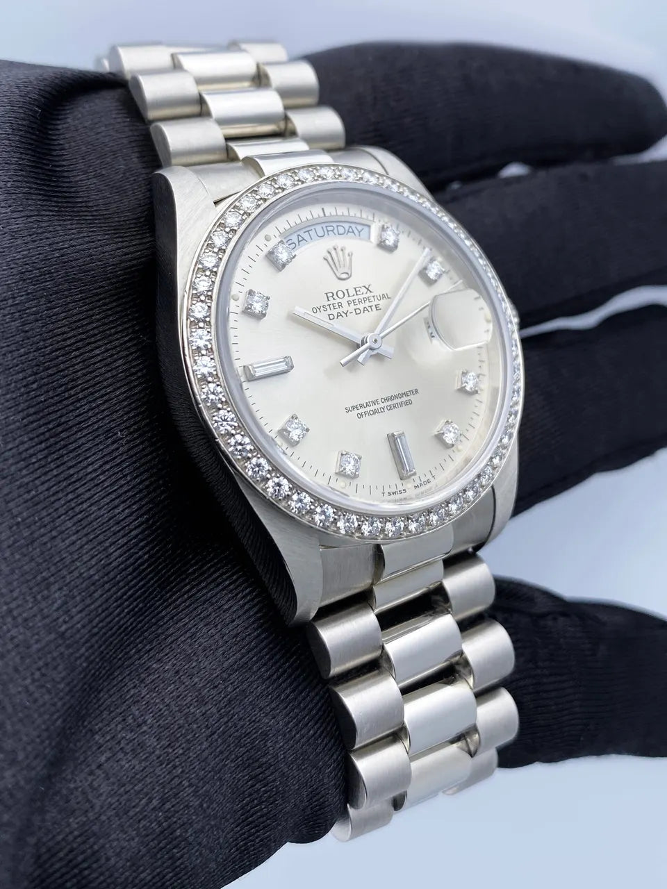 day Rolex Silver Diamond Bezel - Hình 3