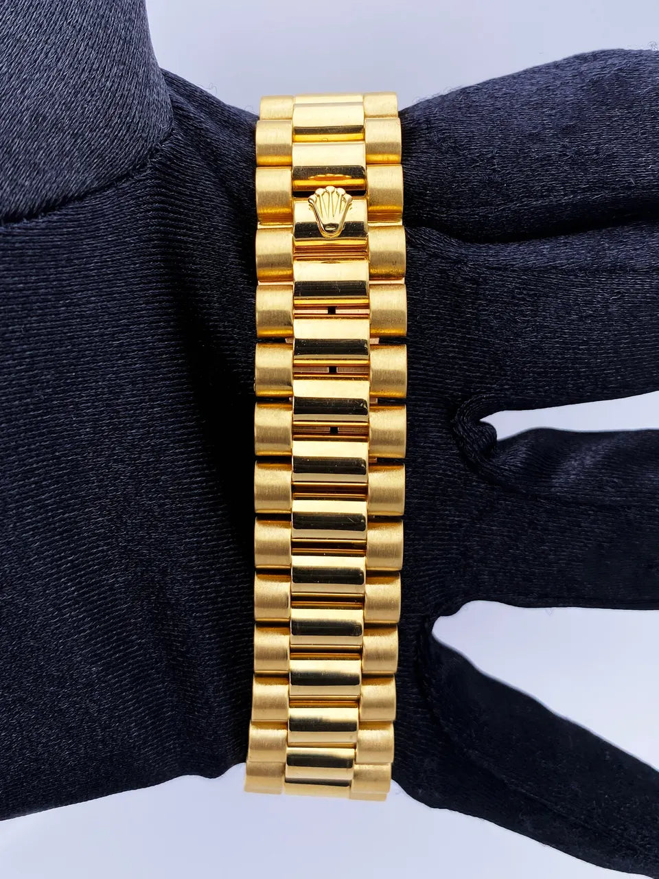 Rolex Gold Diamond Bezel - Hình 7