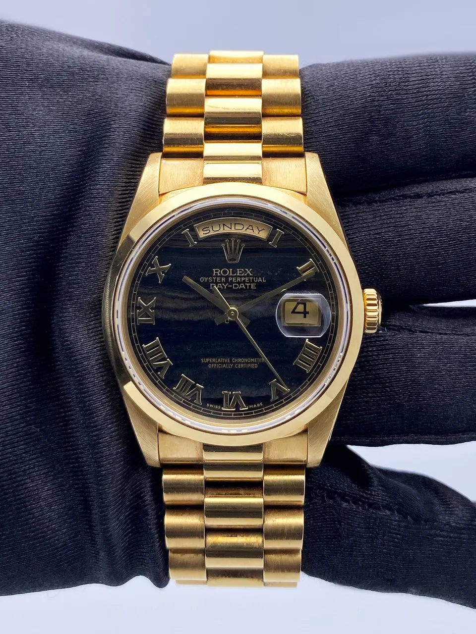 Rolex Gold Black Wood - Hình 3