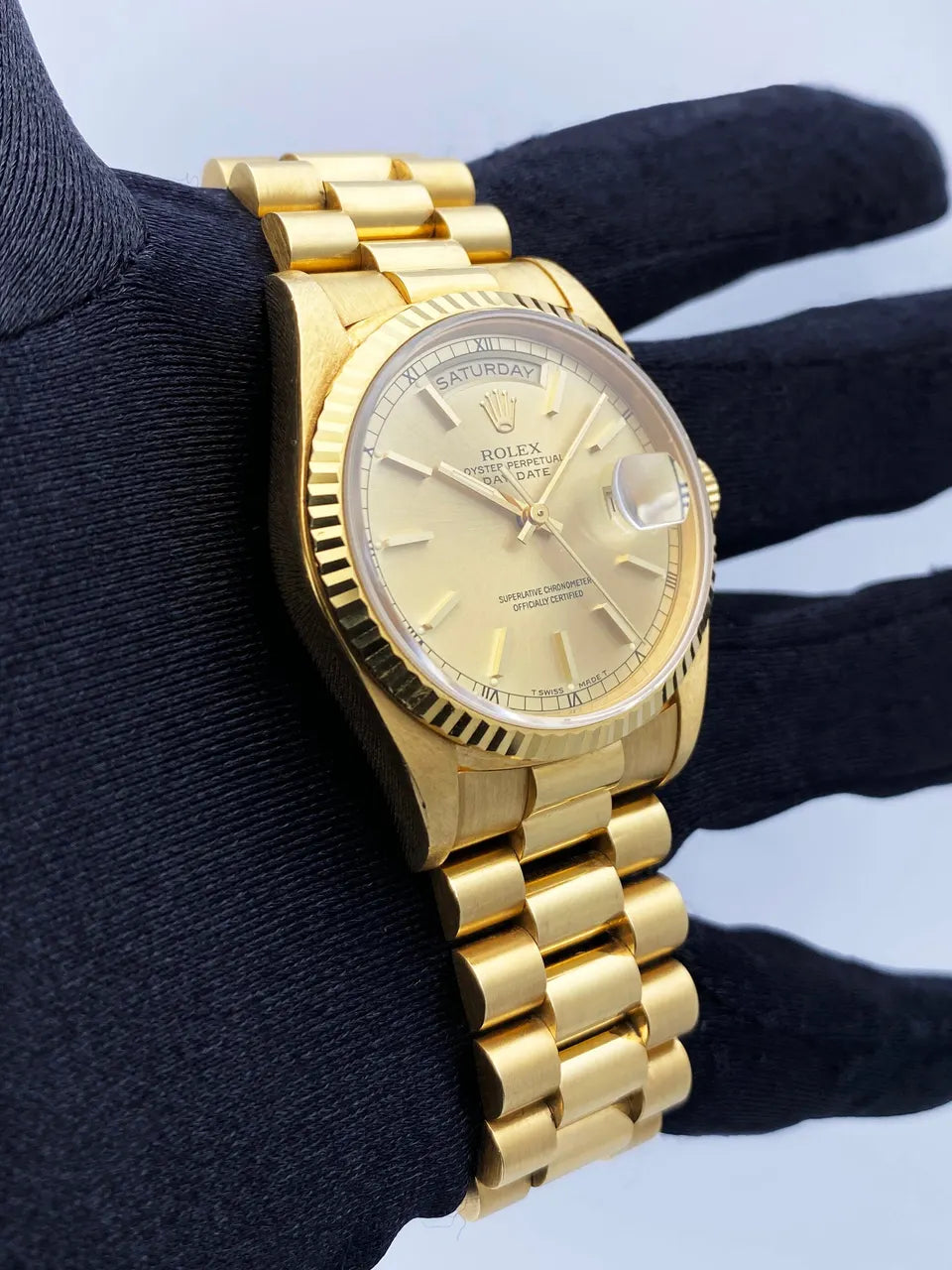 Rolex Day-Date 36 Yellow Gold - Hình 3
