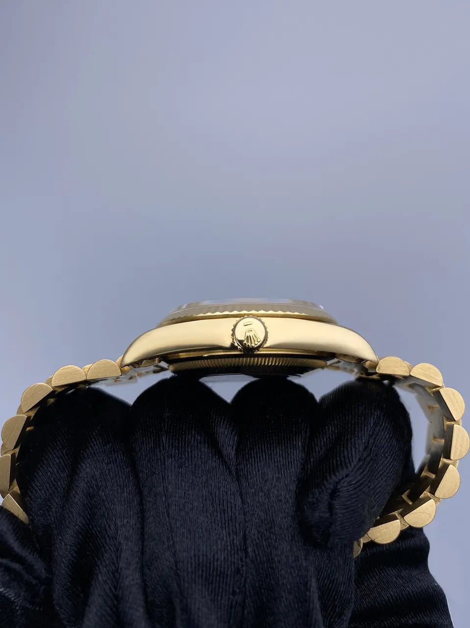 Rolex Gold Diamond Dial day - Hình 4