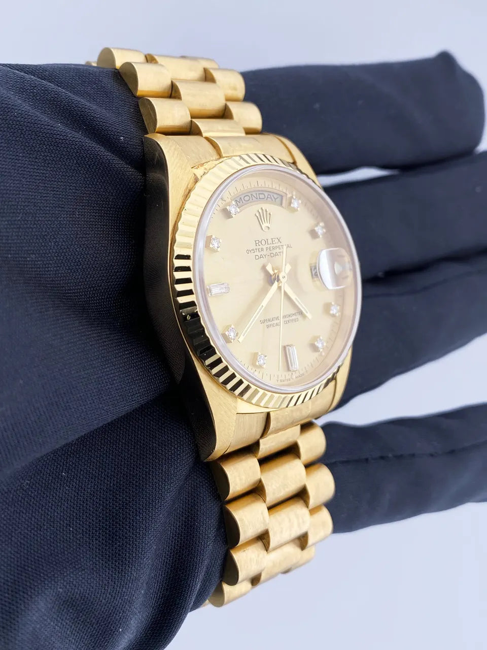 Rolex Gold Champagne Diamond - Hình 3