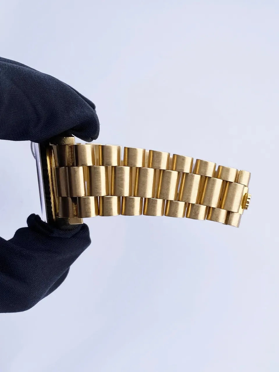 Rolex Gold Diamond Day-Date dial - Hình 8