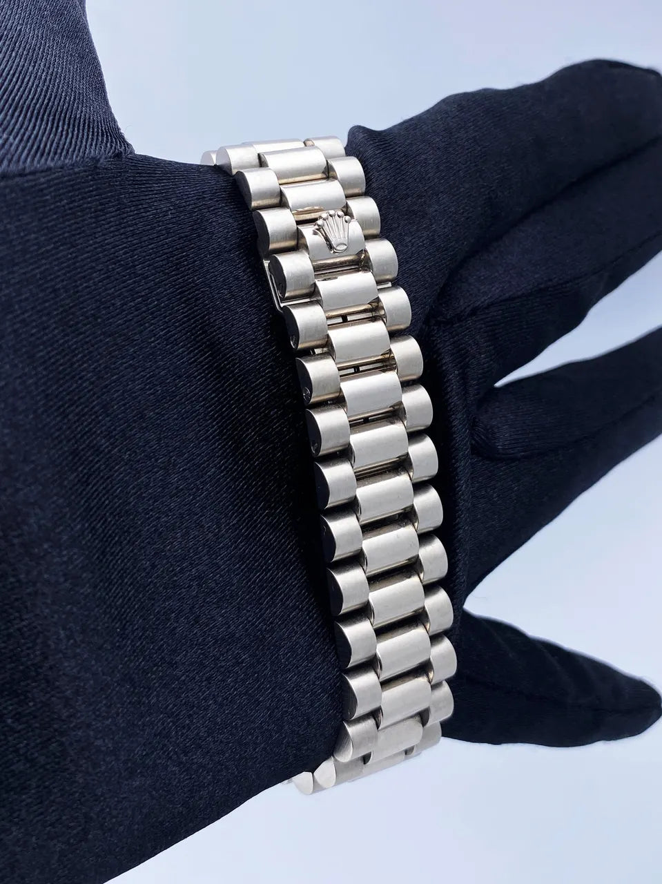 Platinum Day-Date Diamond - Hình 5