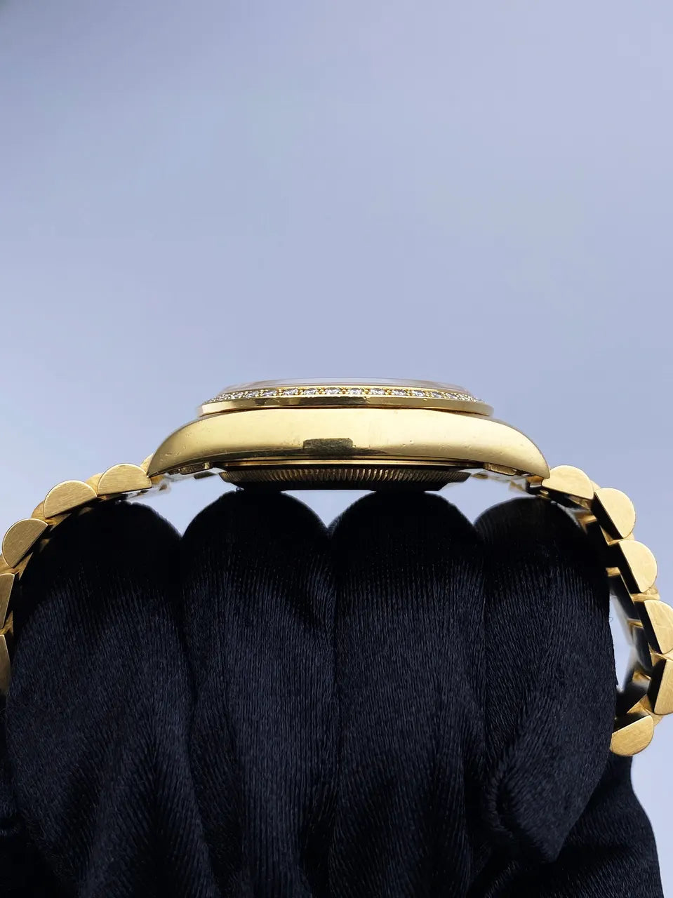 Rolex Gold Diamond Bezel Black - Hình 5