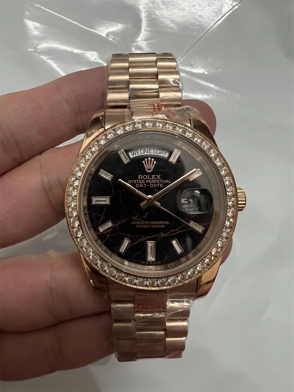black Rolex Rose Gold Day-Date - Hình 3
