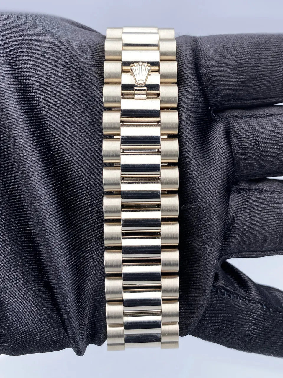 Rolex Day-Date Black Diamond - Hình 7