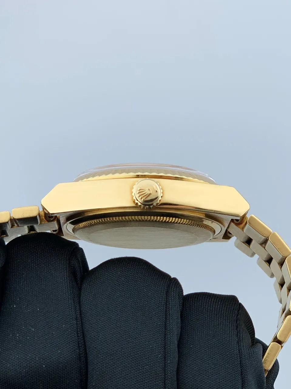 Rolex Oysterquartz Day-Date Gold - Hình 5