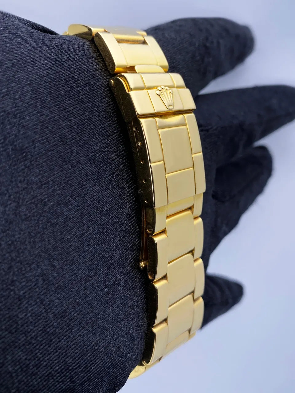 black Rolex Daytona Gold Diamond - Hình 7