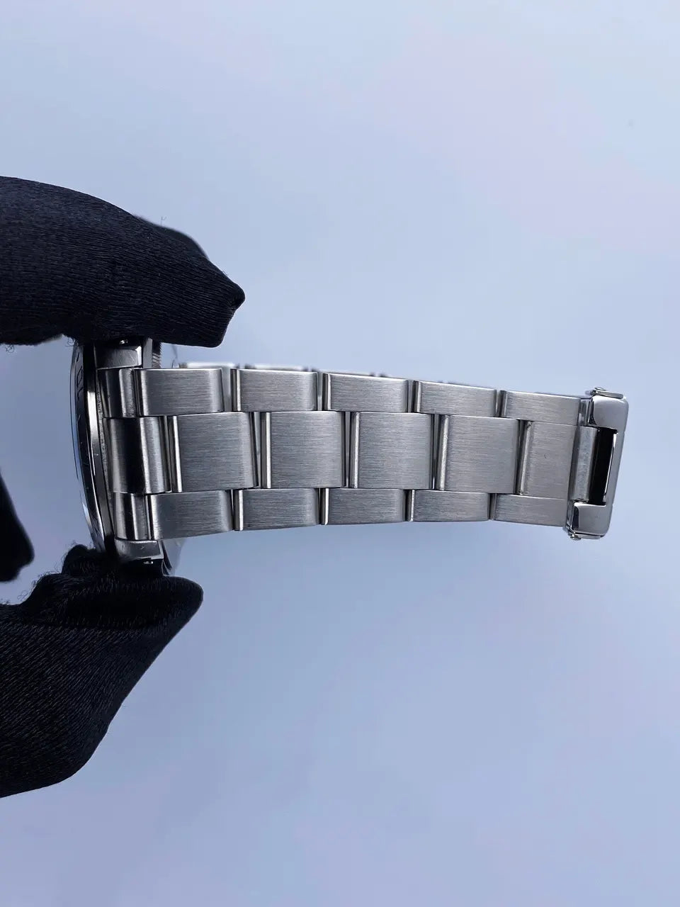 Rolex Explorer II Black Dial bezel - Hình 7