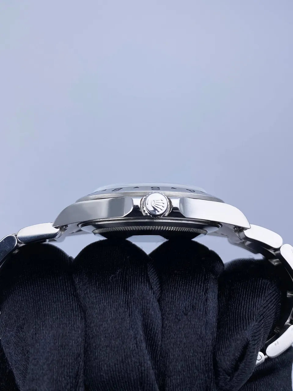 Rolex Explorer II Polar Dial steel - Hình 2