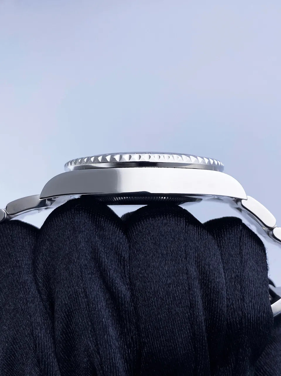 GMT Master II Black Bezel - Hình 5