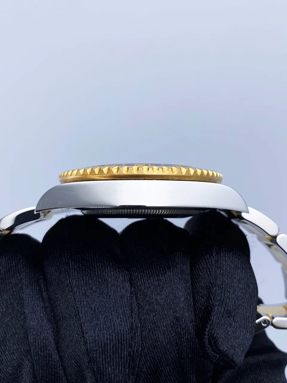 Rolex GMT Yellow Gold Black - Hình 6