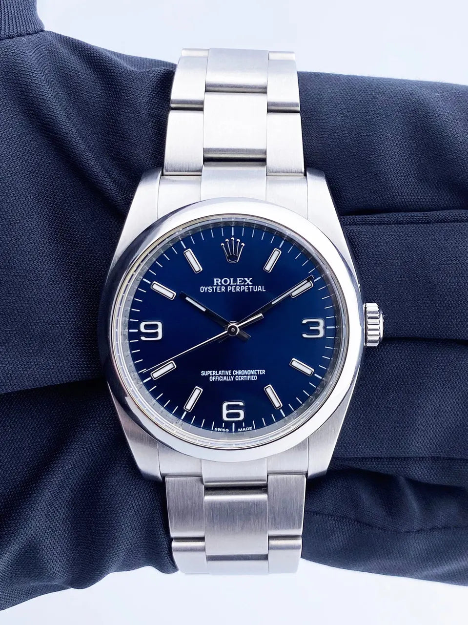 Rolex Oyster Perpetual Blue - Hình 3