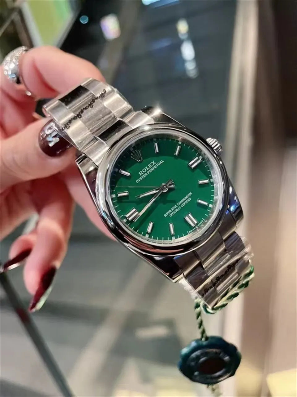 Rolex Oyster Perpetual Green Dial - Hình 3