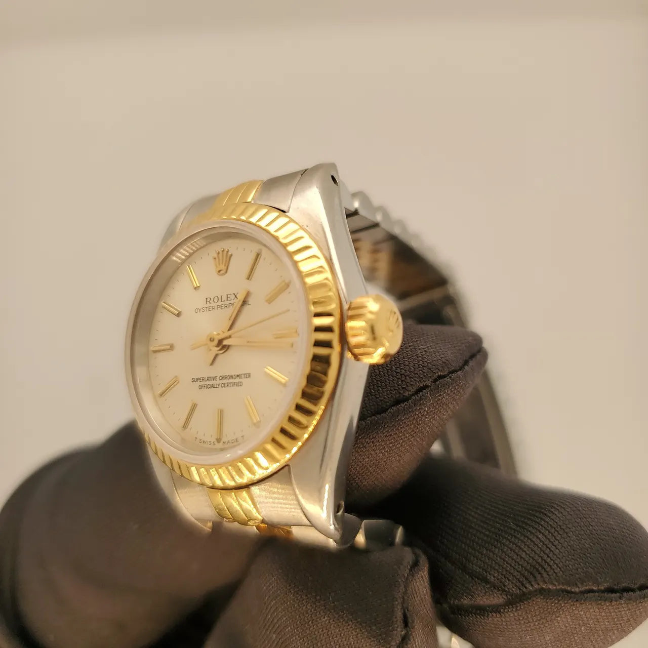 silver Rolex Oyster Perpetual Two-Tone - Hình 6