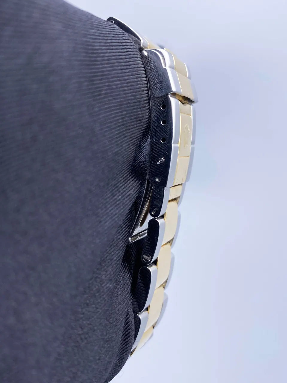 black dial Rolex GMT-Master II Two-Tone - Hình 6