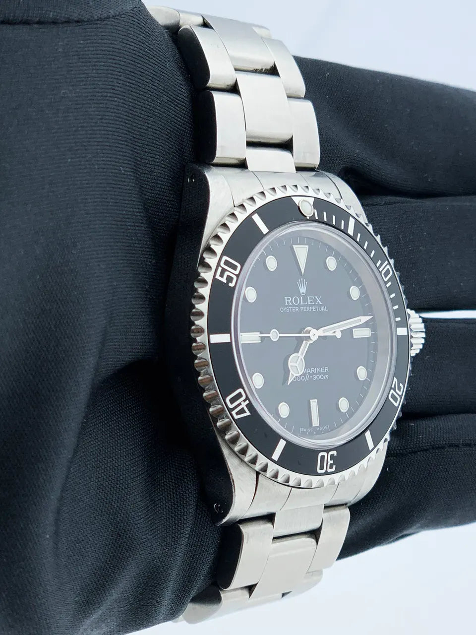 Rolex Submariner 14060 – No Date Stainless Steel Watch