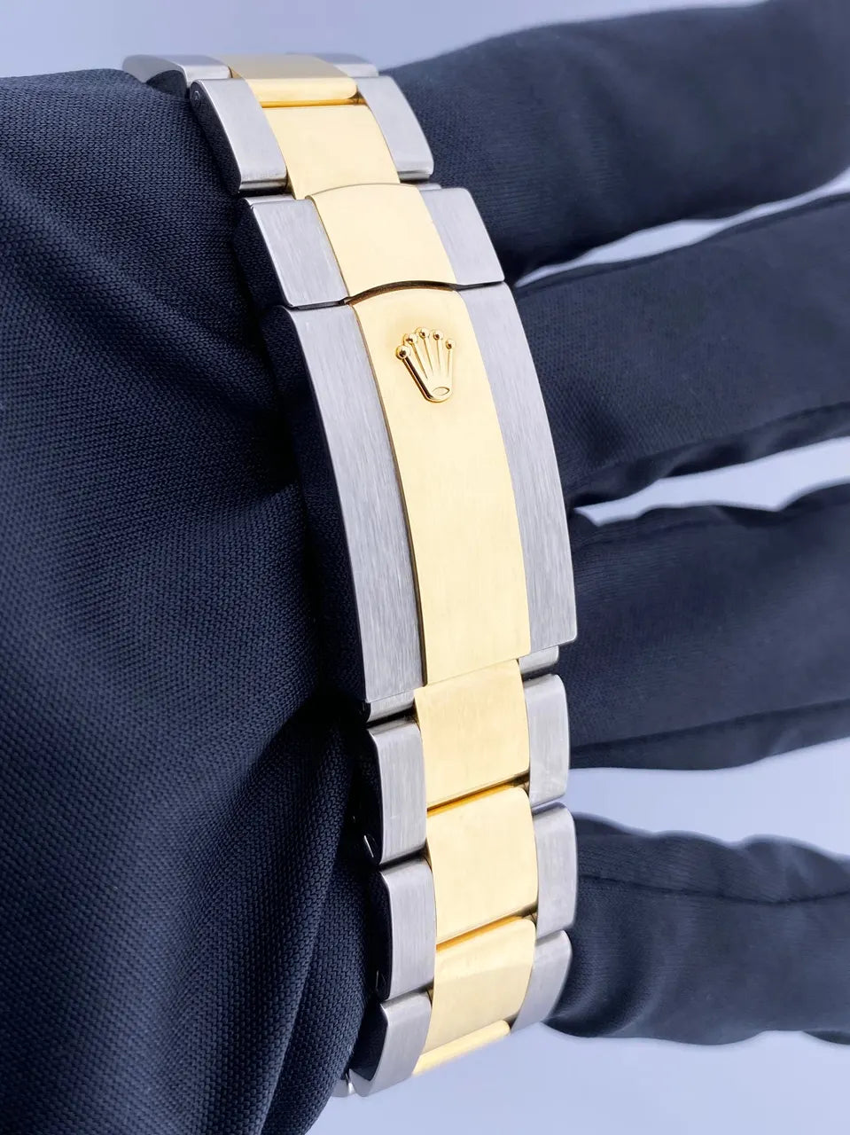 Rolex Sky-Dweller Two-Tone Black - Hình 7