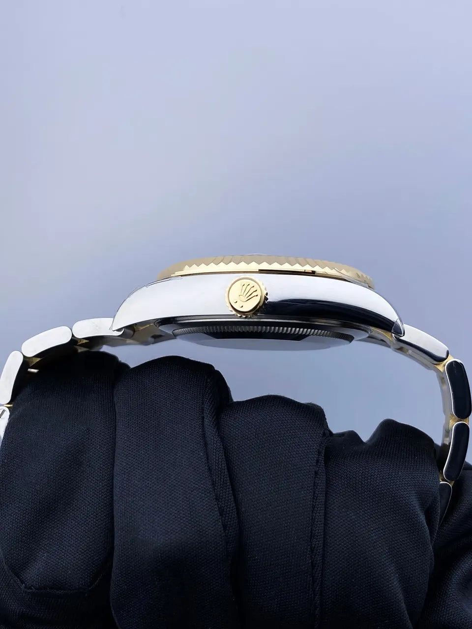 Rolex Sky-Dweller Gold Dial - Hình 3
