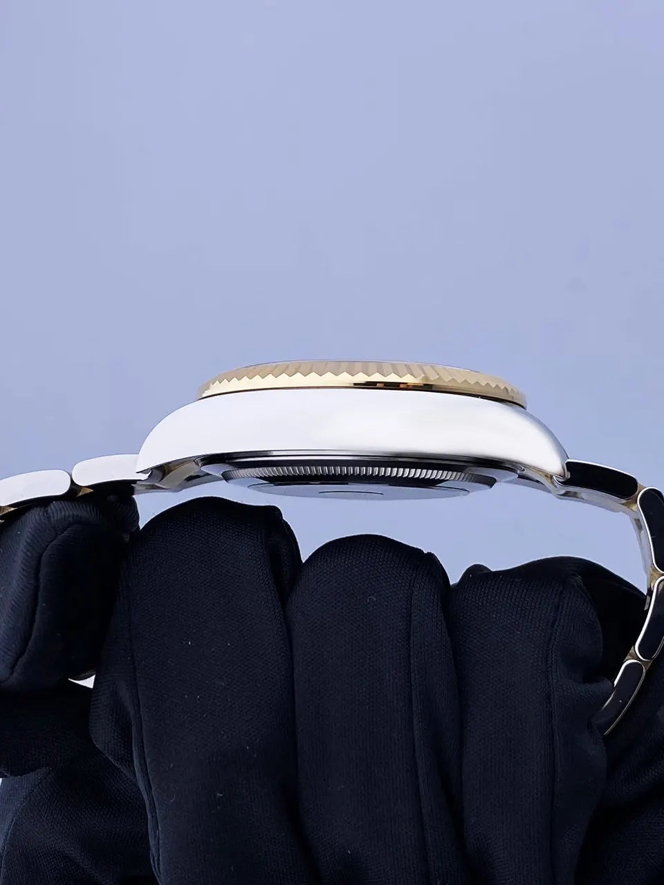 white Rolex Two-Tone Sky-Dweller - Hình 4