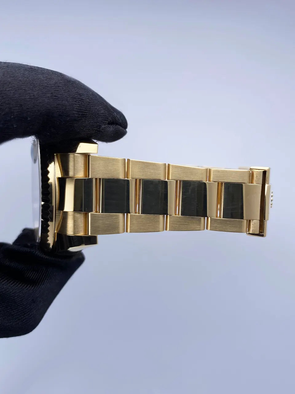 Rolex Gold Champagne Sky-Dweller - Hình 10