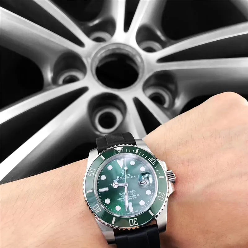 Rolex Submariner Hulk green - Hình 2