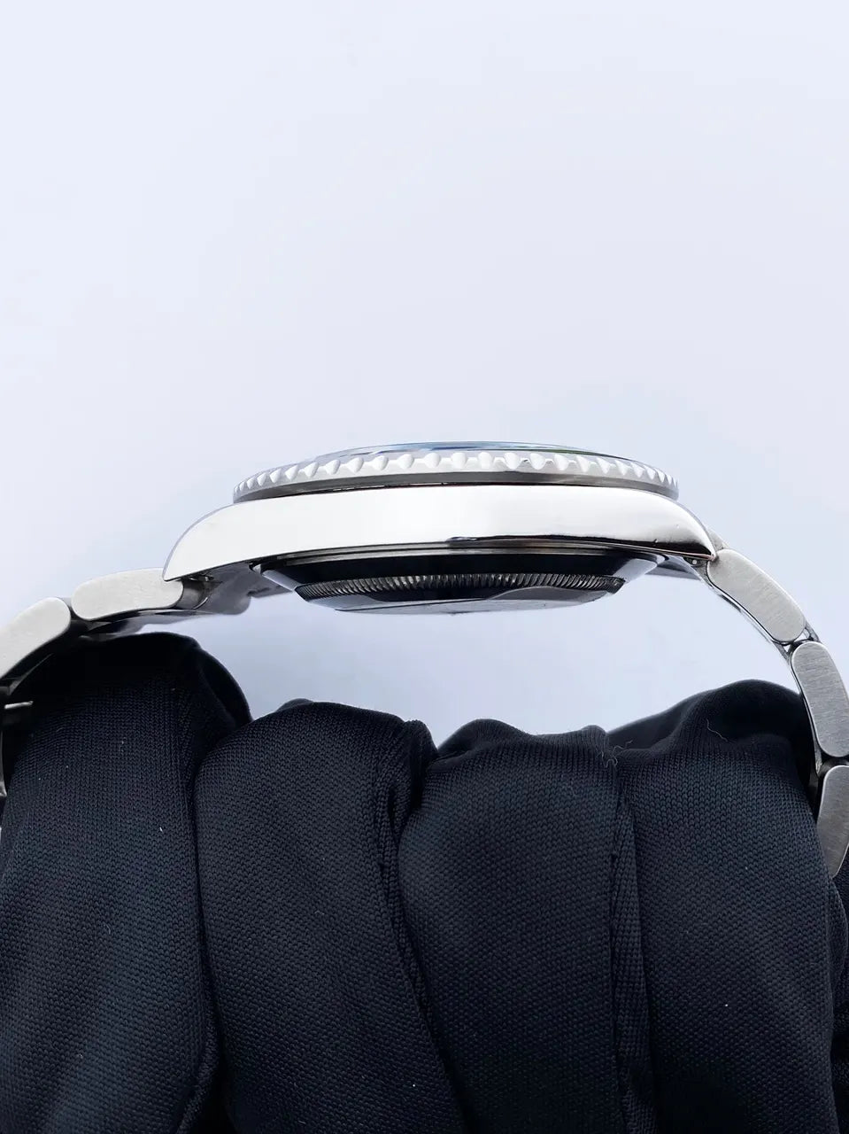 Rolex Green Bezel Black Dial - Hình 5