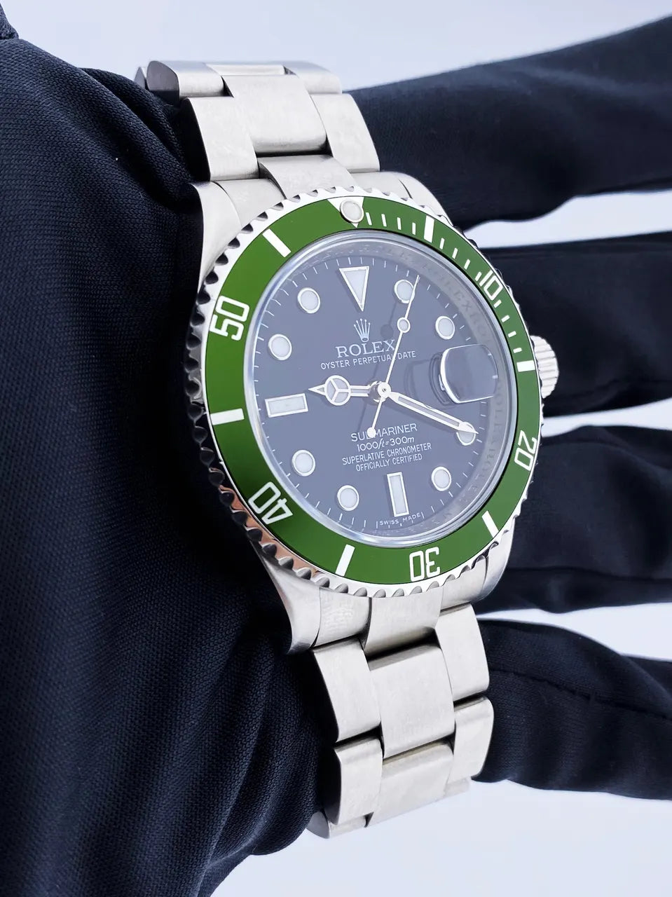 Rolex Green Bezel Black Dial - Hình 3