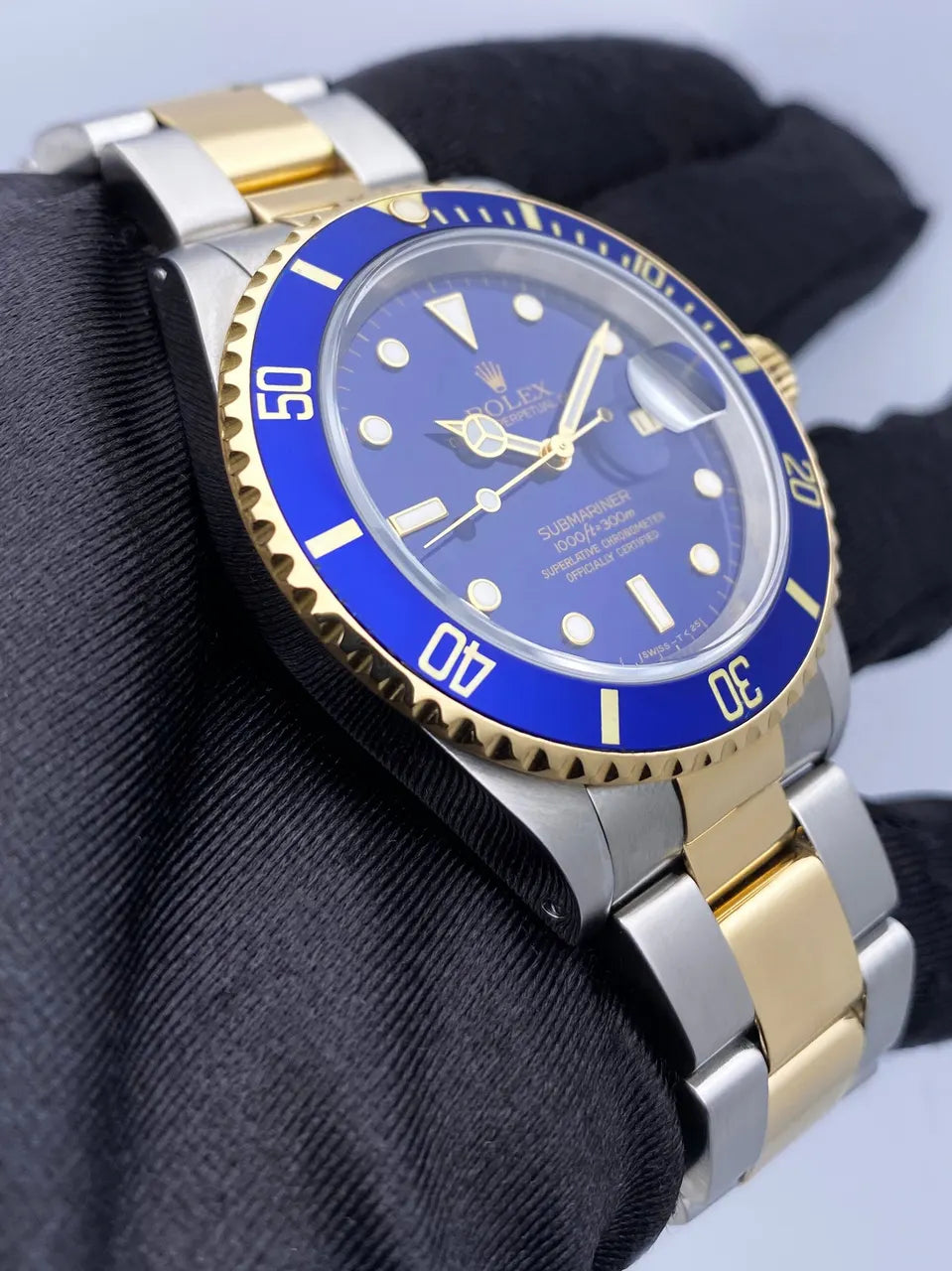 Rolex Blue Bezel Submariner - Hình 2