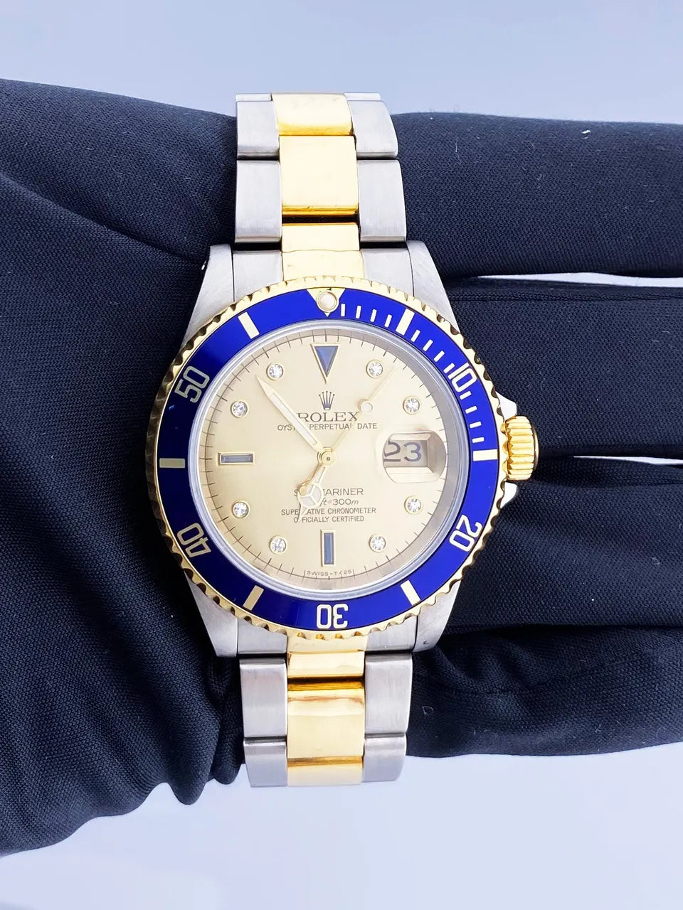 Rolex Gold Diamond Submariner - Hình 3