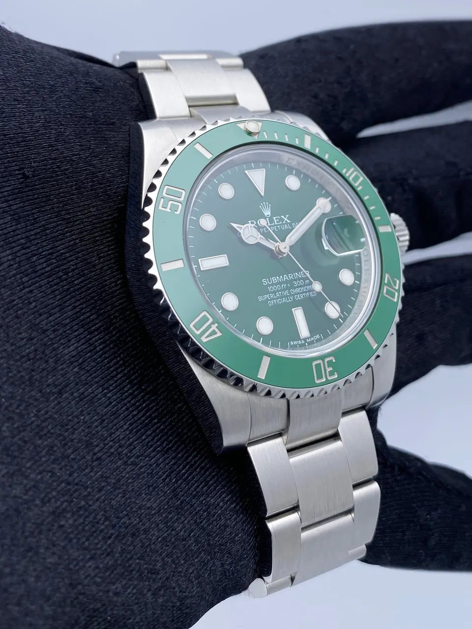 Rolex Green Bezel Watch - Hình 3