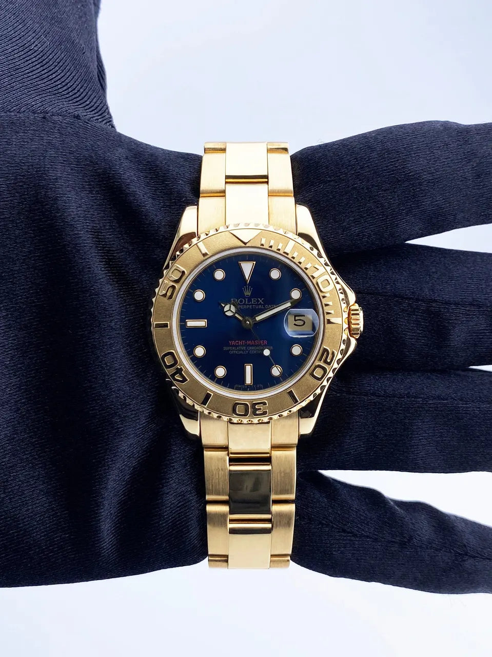 Rolex Yacht-Master 40 Yellow Gold Blue Dial - Hình 2