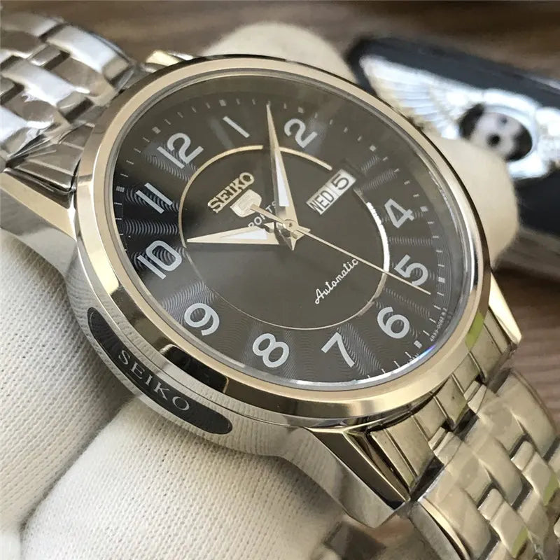 sports Seiko Black Dial Watch - Hình 2