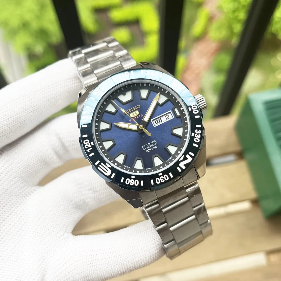 Seiko Blue Diver Watch