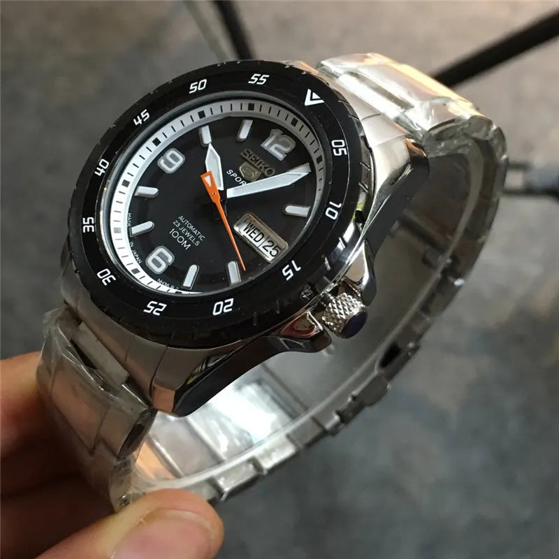 Seiko Black Bezel Watch - Hình 4
