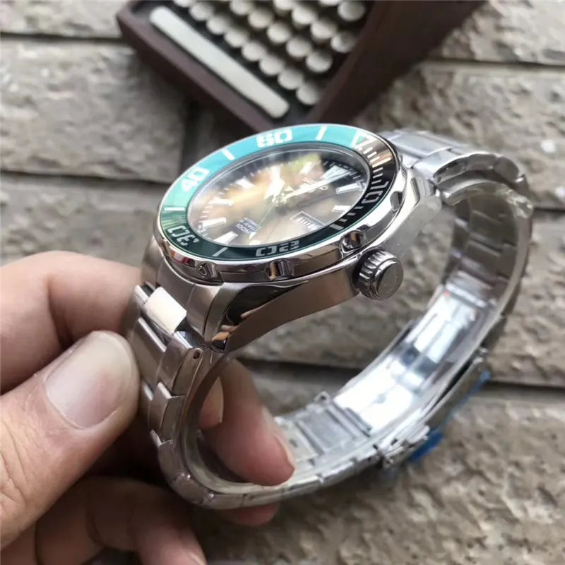 Seiko Green Bezel Watch - Hình 4