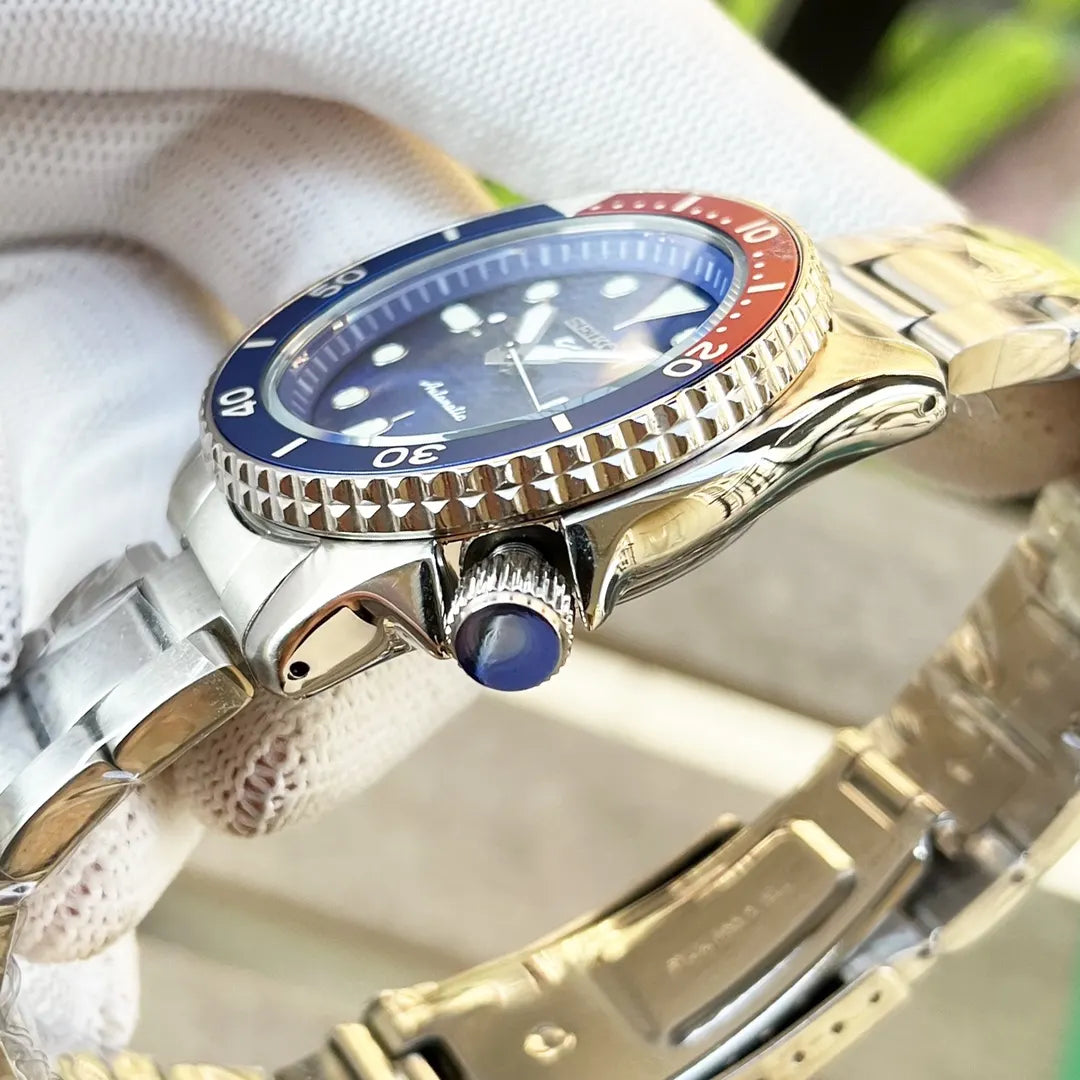 Seiko 5 Sports Pepsi Bezel - Hình 3