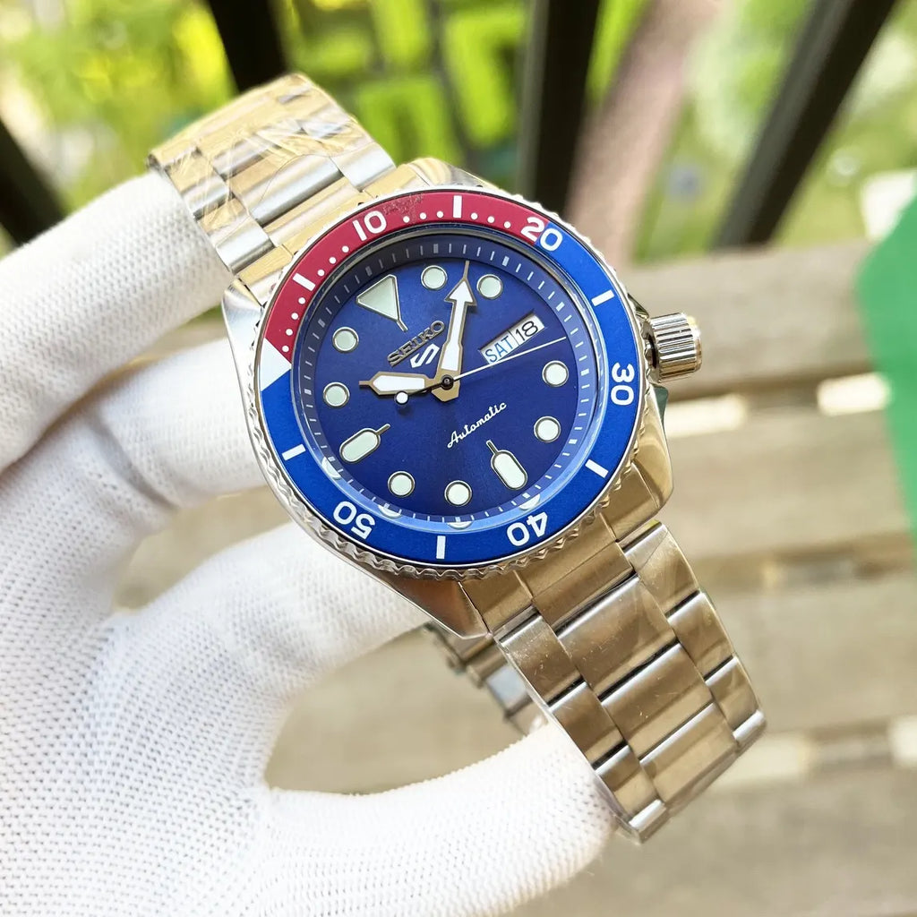 Seiko 5 Sports Pepsi Bezel
