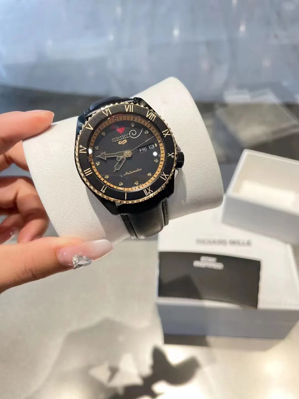 Seiko Black Leather Automatic Watch - Hình 6