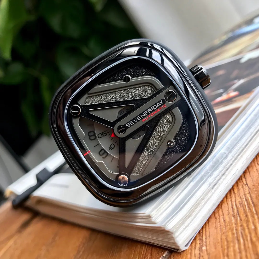 SevenFriday T1/01