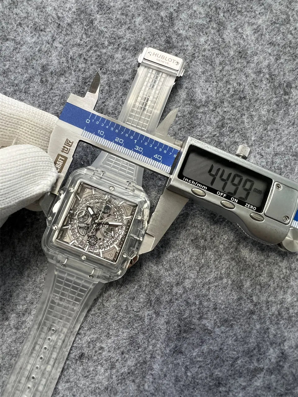 Hublot Clear Sapphire Watch - Hình 2