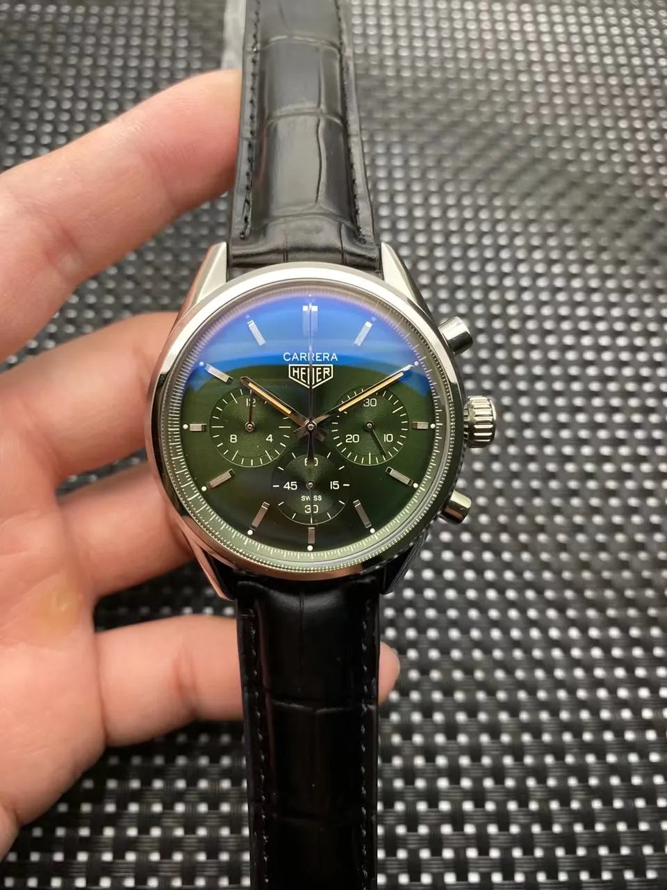 Tag Heuer Green Dial carrera - Hình 2