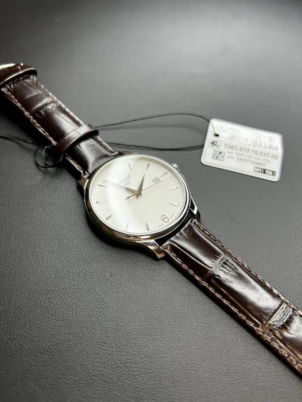 Tissot Silver Dial Leather - Hình 2