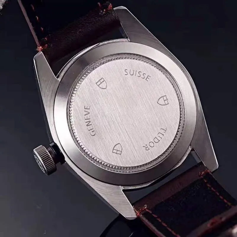 bezel Tudor Black Bay Burgundy