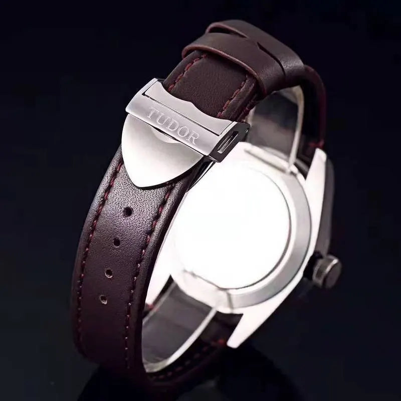 bezel Tudor Black Bay Burgundy - Hình 3