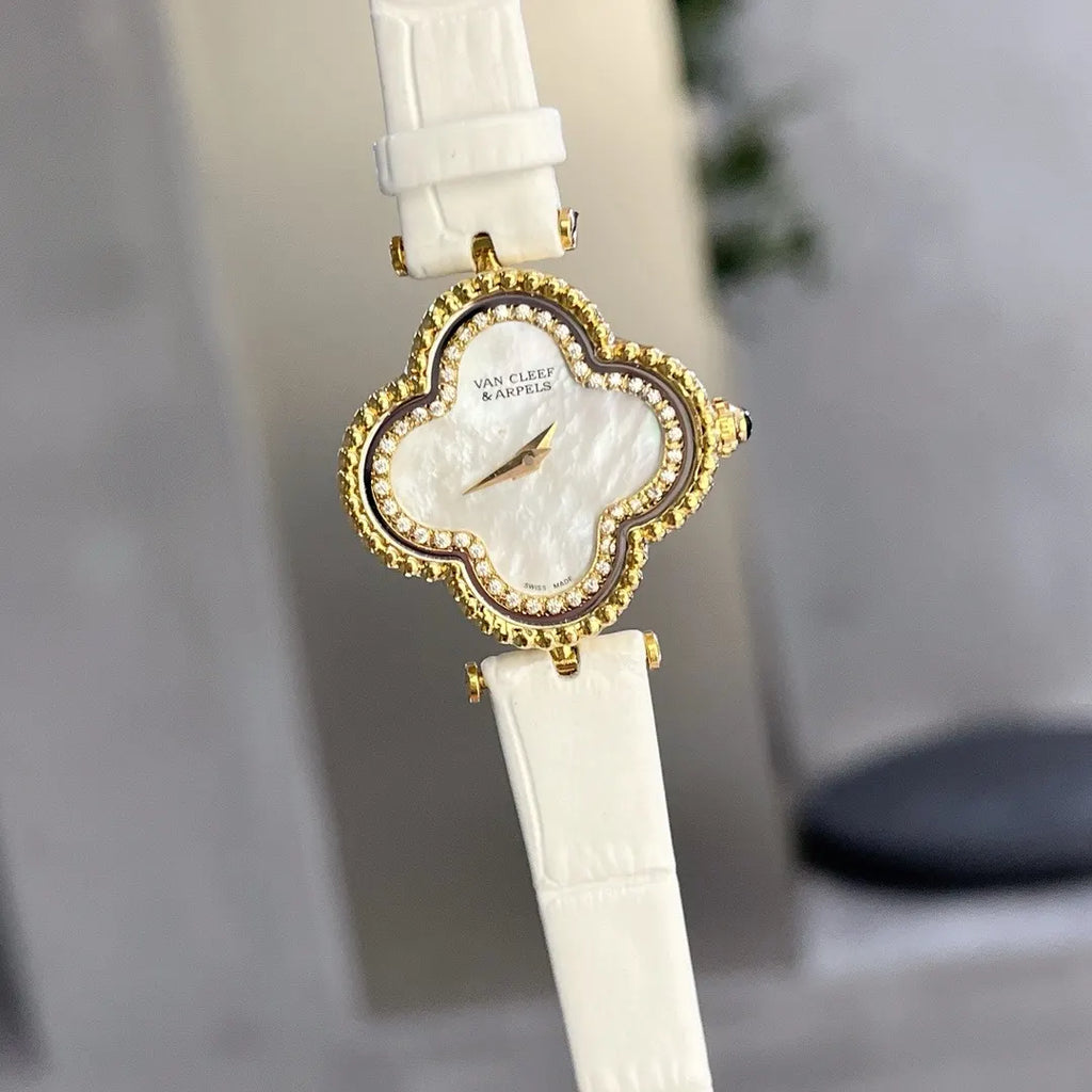 Van Cleef Alhambra Diamond - Hình 4