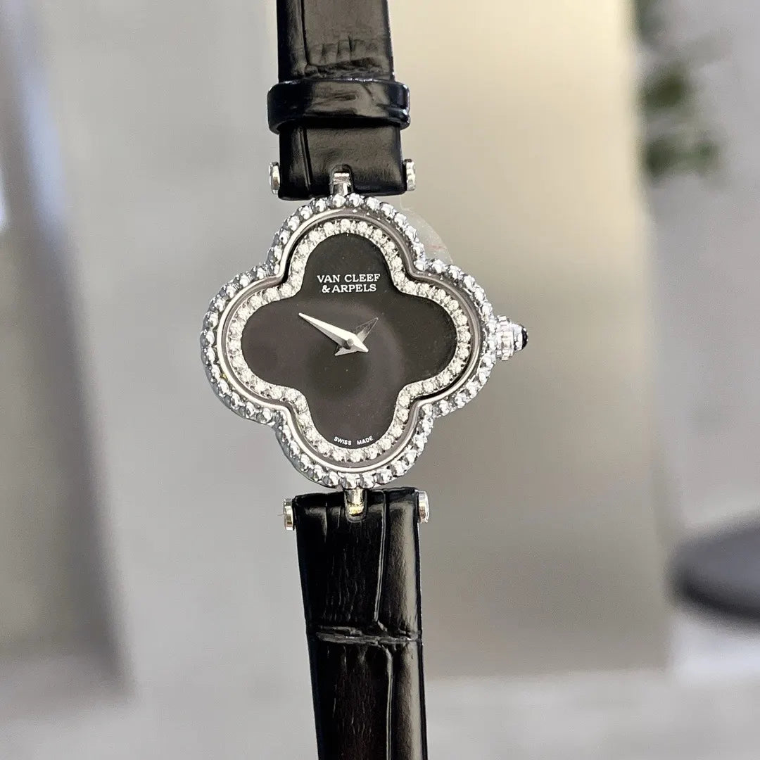 Van Cleef Alhambra Diamond - Hình 2