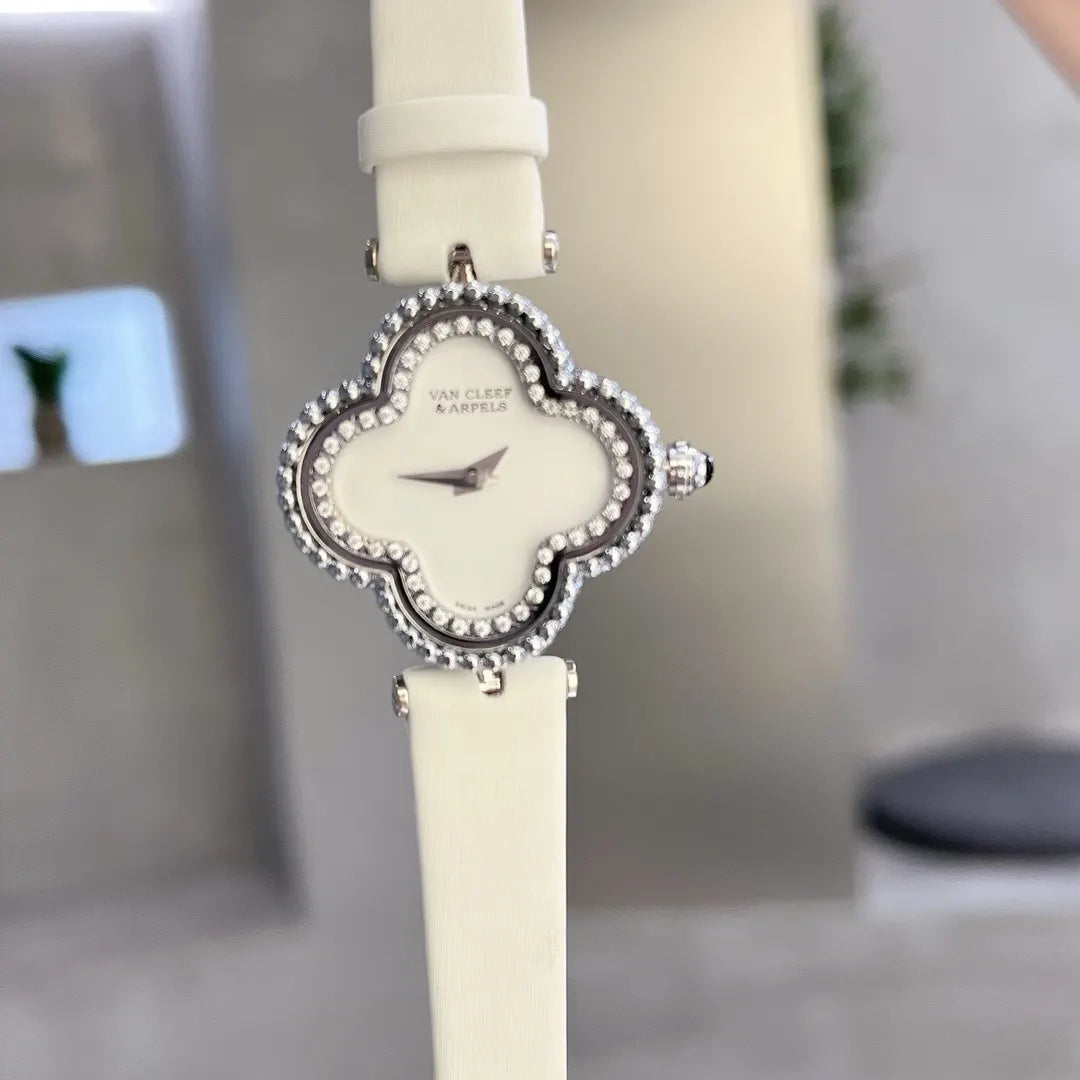 Alhambra Diamond White Leather