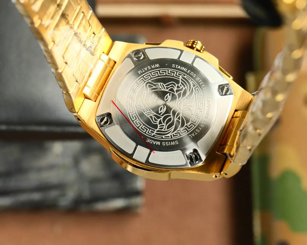 Versace Chronograph Gold - Hình 3